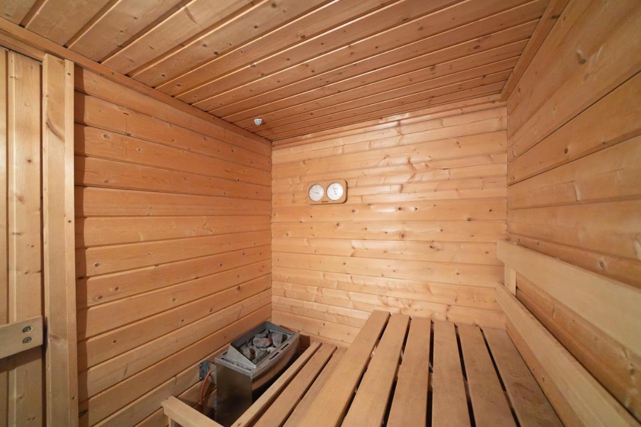 Urban Cube Mit Sauna Тун Экстерьер фото